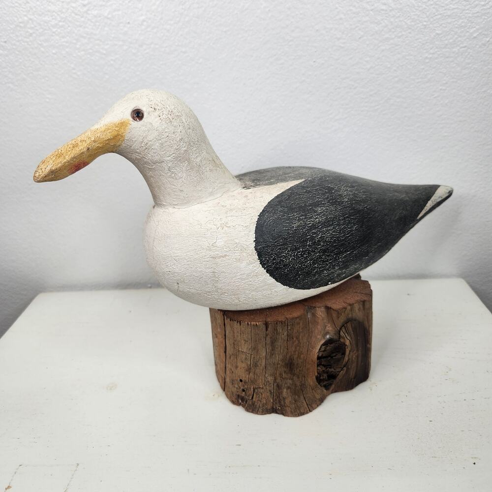 Richard Morgan Hand Carved wood Pained Seagull Shore Bird Coastal Figurine